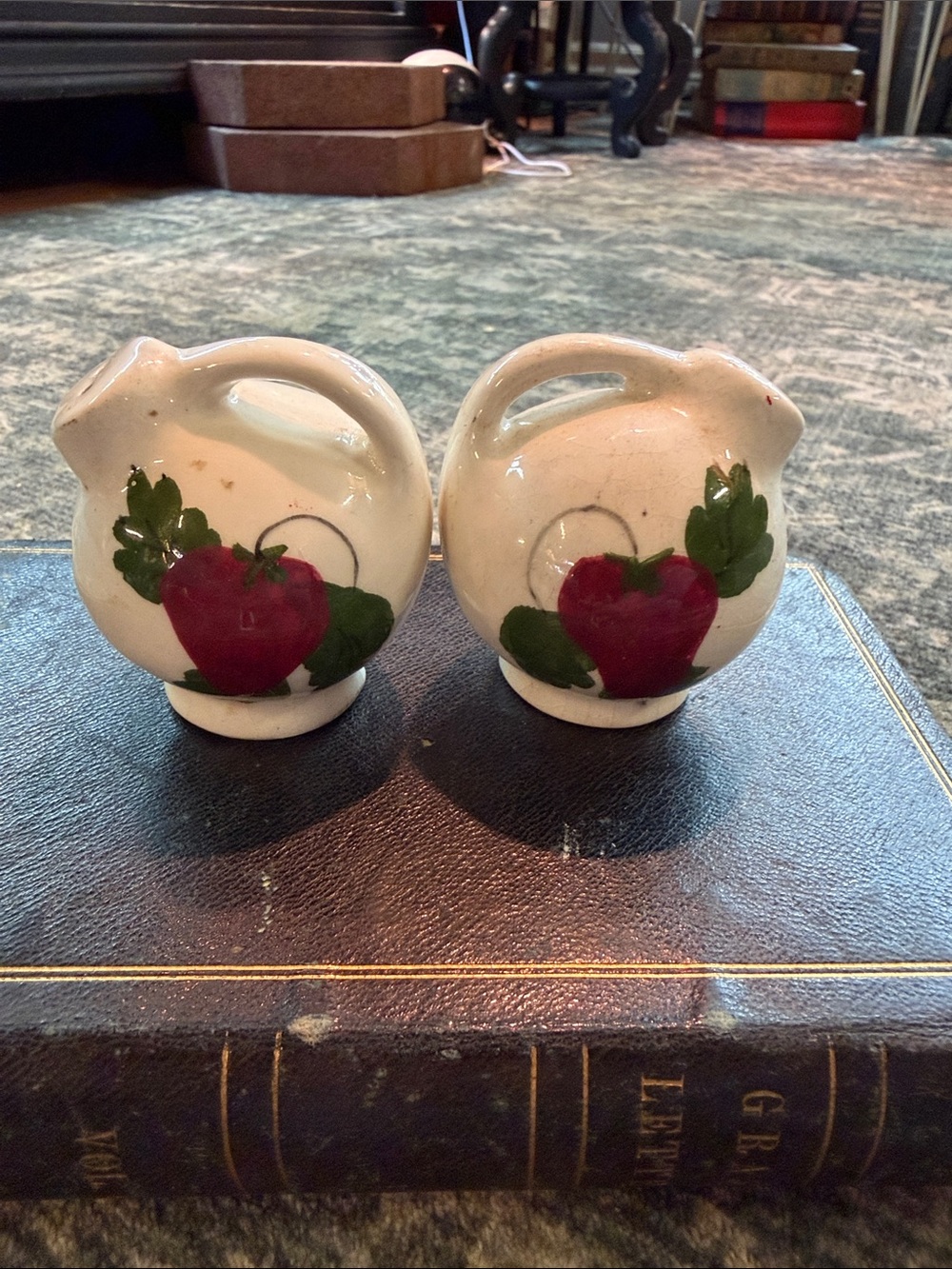 Hand-Painted White Ceramic Apple Salt and Pepper Shakers